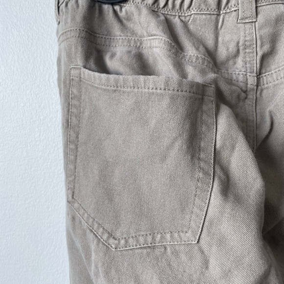 CHICO'S KHAKI REGULAR FIT SIZE 2 - Picture 10 of 11